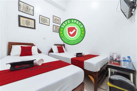 RedDoorz @ Plaza Jaro Iloilo, Iloilo City (updated prices 2024).